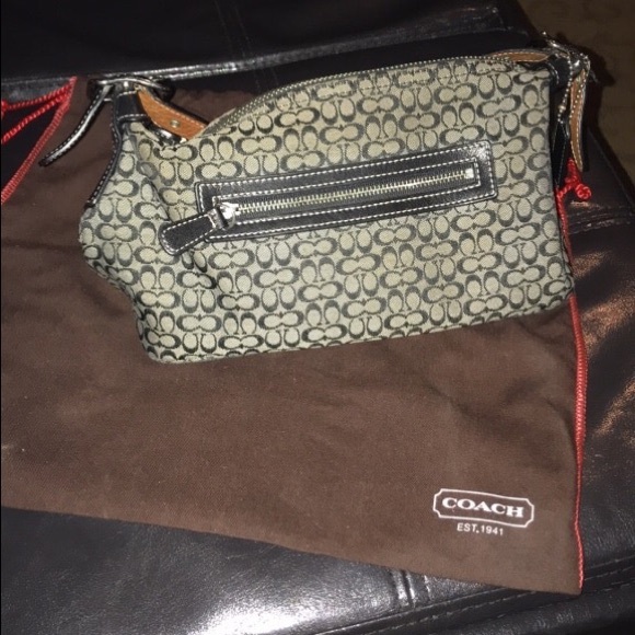 Handbags - Coach purse